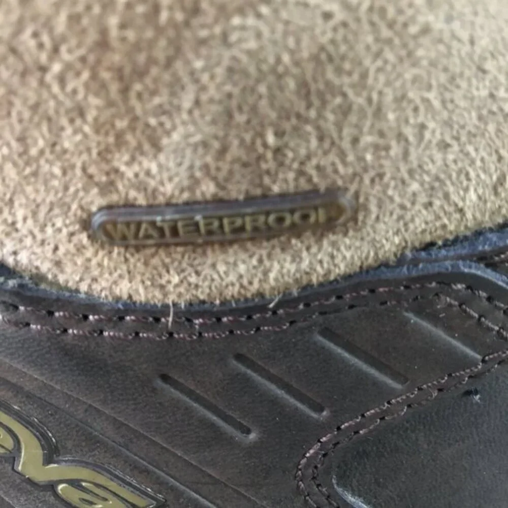 Teva‎ Mens Shocpad Waterproof Hiking Boots Brown Size 11 EUC